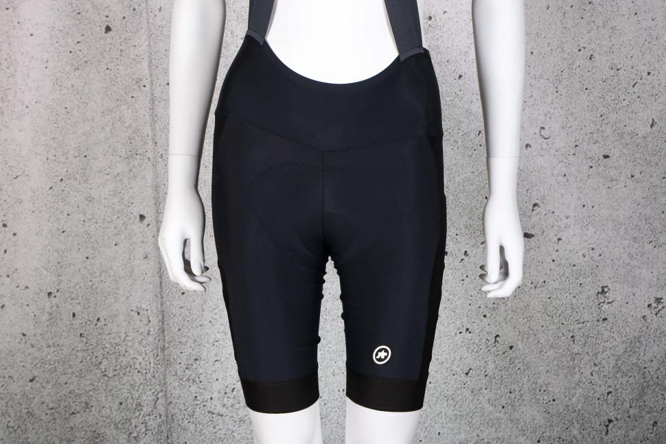 2023 Assos Uma GTC Bib Shorts - legs front.jpg