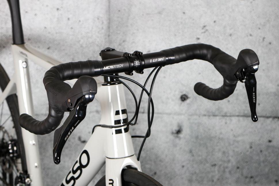 2023 Basso Venta Disc 105 - bars 1.jpg
