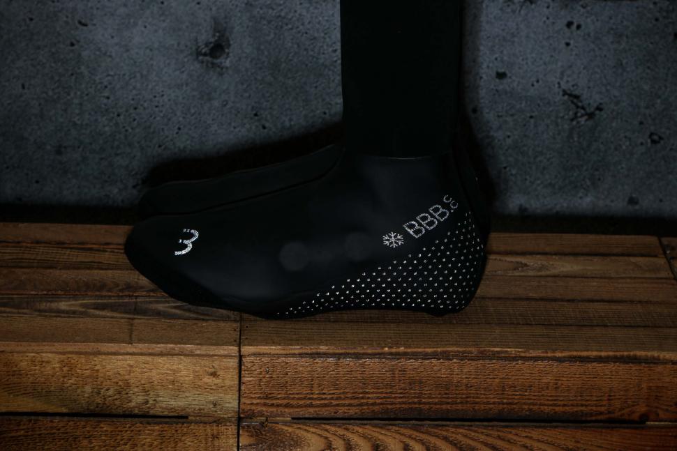 2023 BBB UltraWear Zipperless Shoe Covers - reflective.jpg