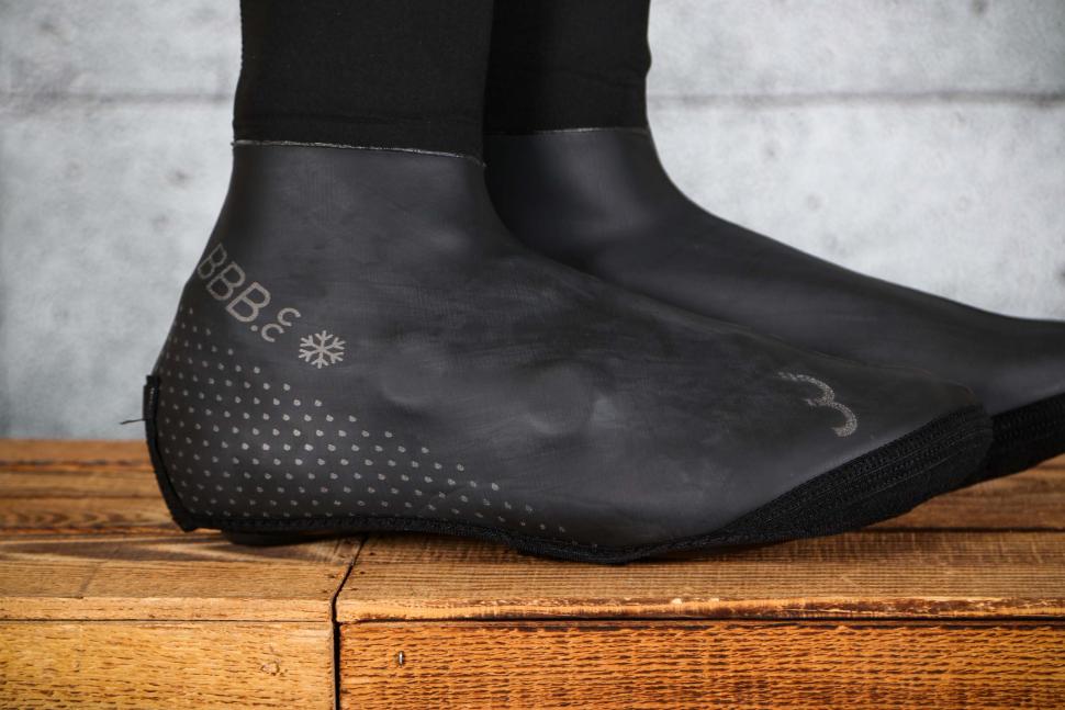 2023 BBB UltraWear Zipperless Shoe Covers - side.jpg