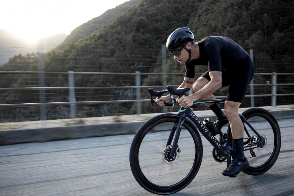 2023 Bianchi Oltre RC  - 2 (1).jpeg