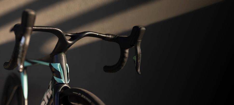 2023 Bianchi Oltre RC  - 4 (1).jpeg