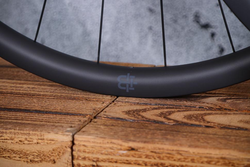 2023 Black Inc Thirty wheelset - rim detail.jpg