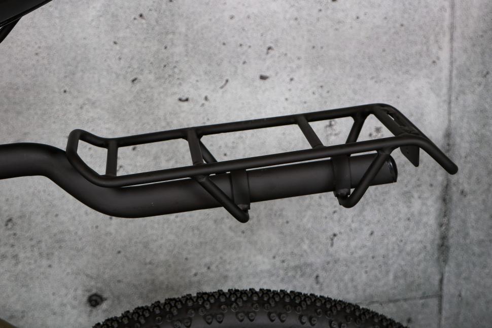 2023 Blackburn Central Seatpost Rear Rack - rack bed.jpg