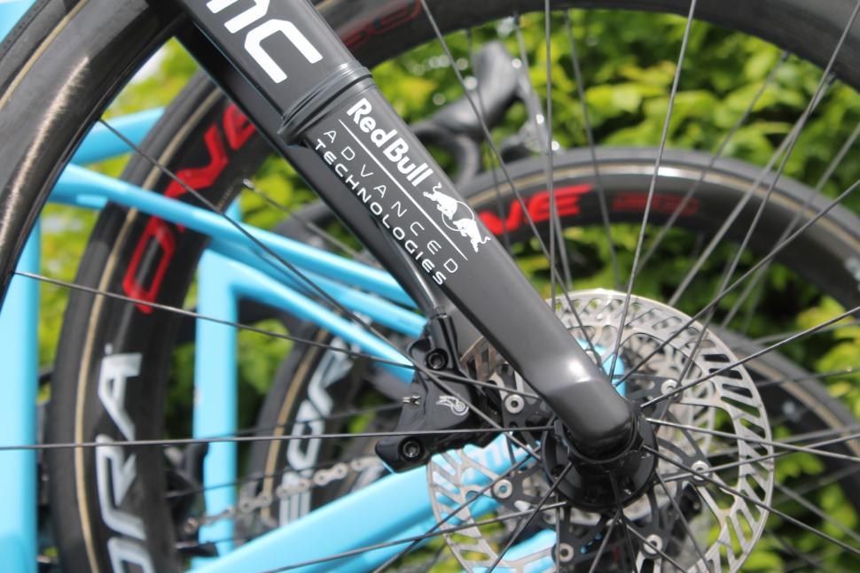 2023 BMC Prototype Dauphine - 4 (1)