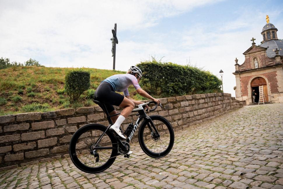 2023 BMC Teammachine R - 2.jpeg