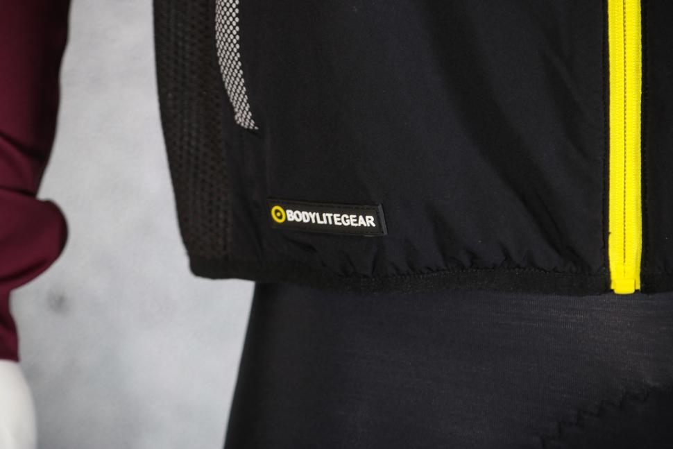 2023 BodyLite Gear NightVision Gilet - hem logo.jpg