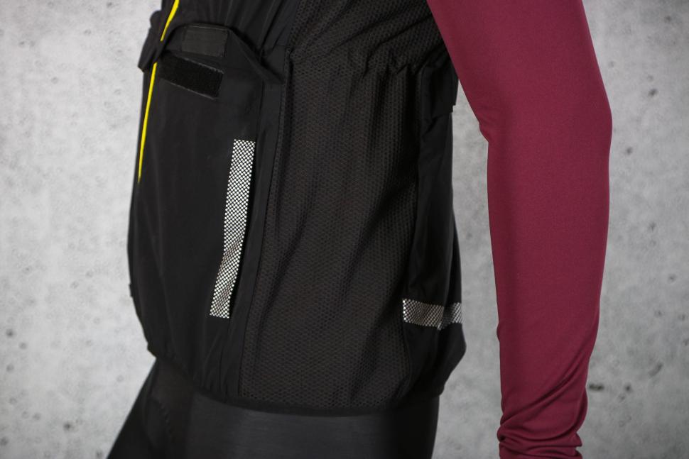 2023 BodyLite Gear NightVision Gilet - side panel.jpg