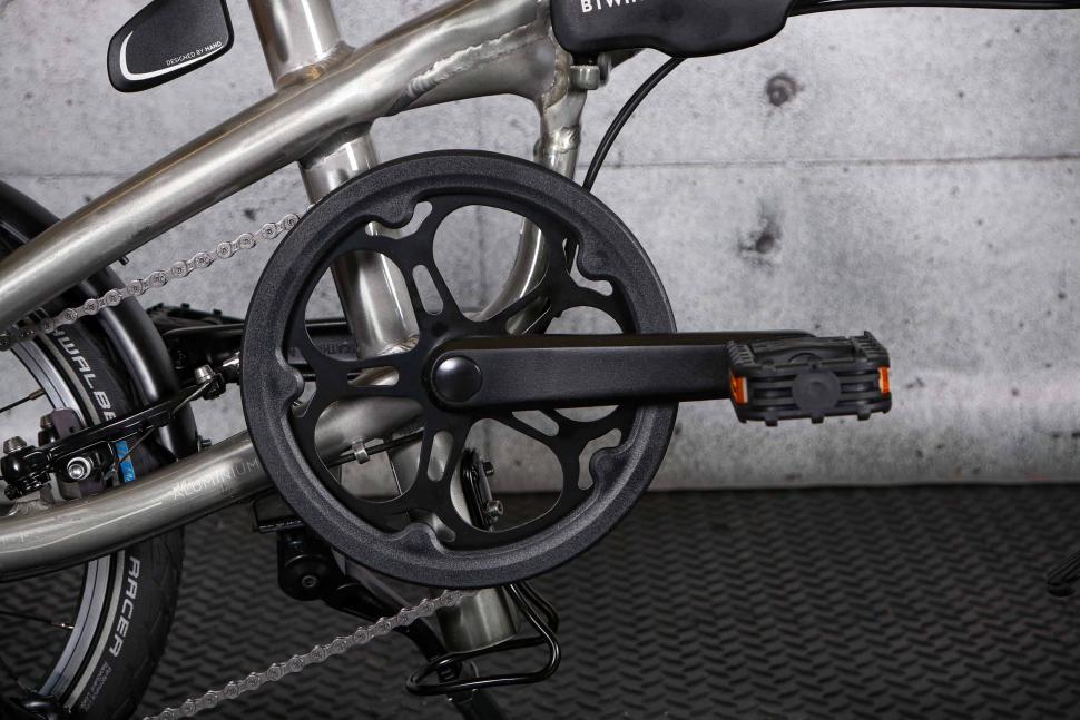 2023 BTwin Ultra compact 1 second light folding bike - crank.jpg