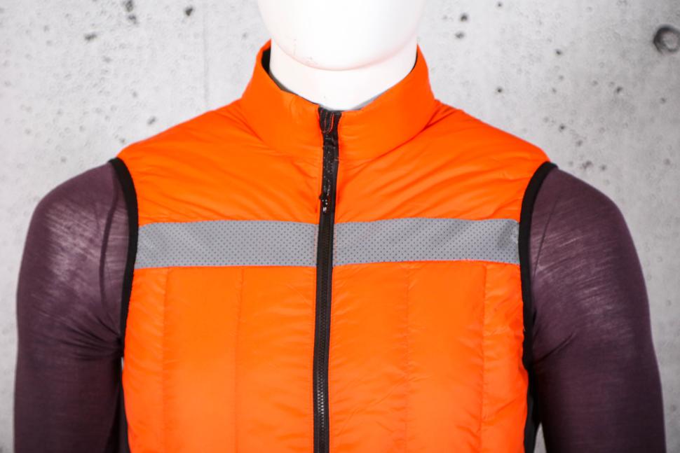 2023 Cafe Du Cycliste Maya Unisex Insulated Packable Cycling Gilet - chest.jpg