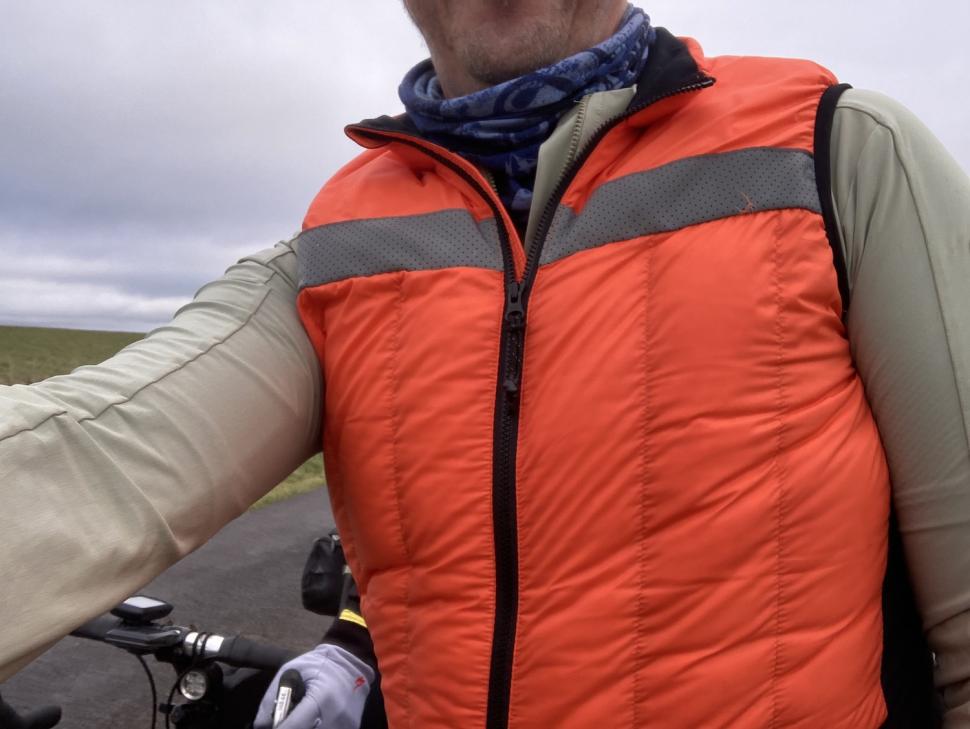2023 Cafe Du Cycliste Maya Unisex Insulated Packable Cycling Gilet in use 2.jpg