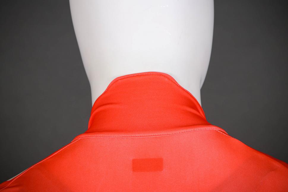 2023 This Is Cambridge Omloop Thermal Long Sleeve Jersey - collar back.jpg
