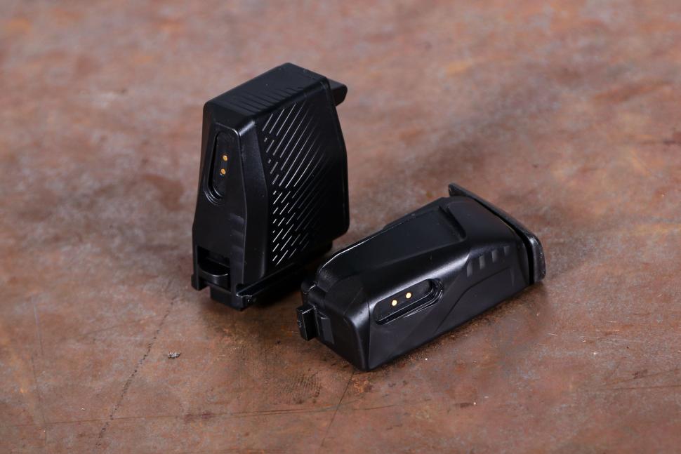 2023 Campagnolo Super Record Wireless - batteries.jpg
