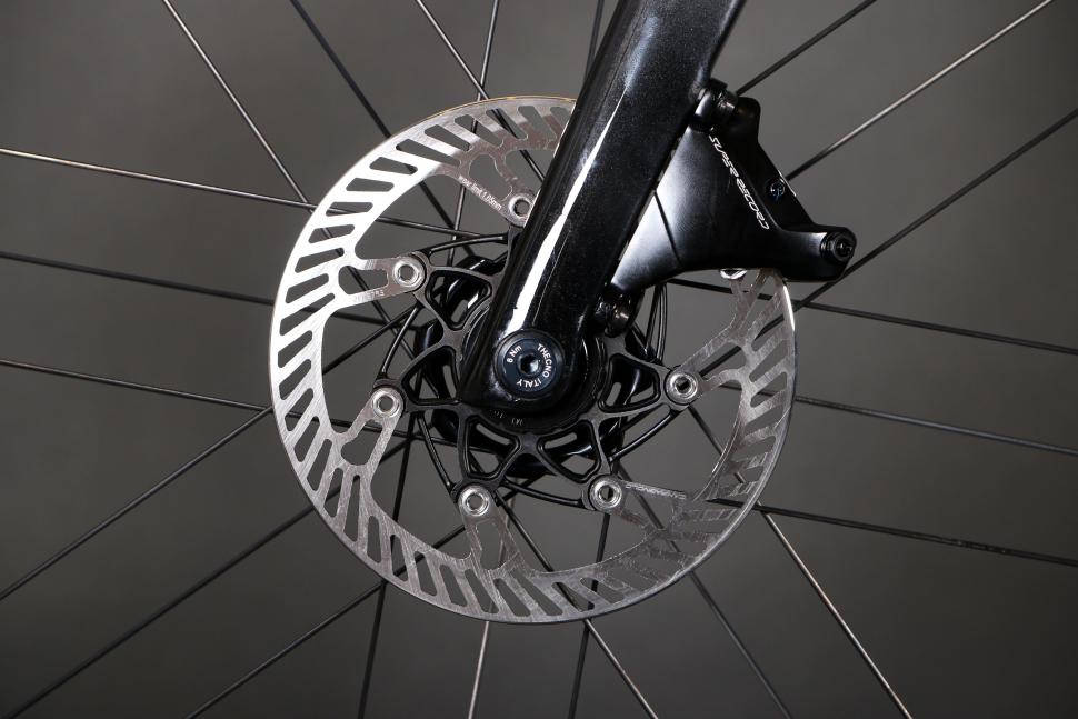 2023 Campagnolo Super Record Wireless - on bike - front disc brake.jpg