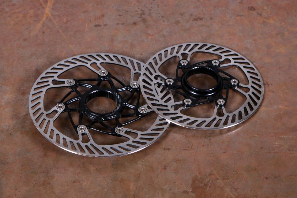 2023 Campagnolo Super Record Wireless - disc brake rotors.jpg