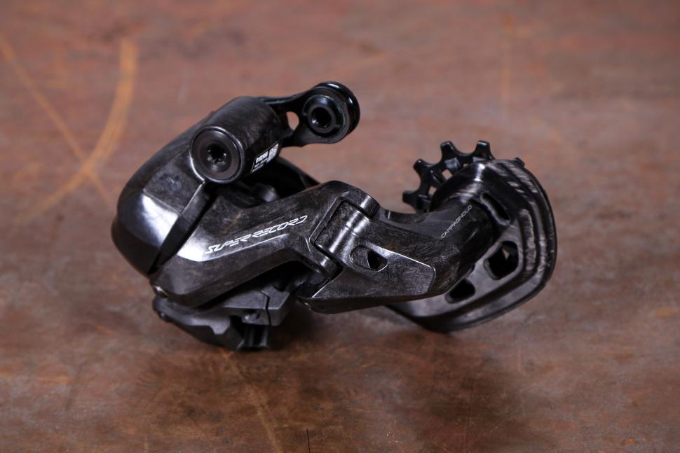 2023 Campagnolo Super Record Wireless - rear mech 1.jpg