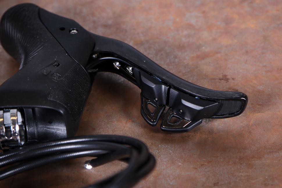 2023 Campagnolo Super Record Wireless - shifter detail 1.jpg