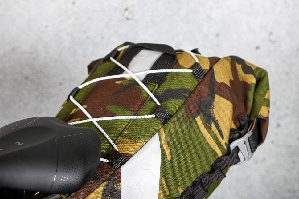 2023 Carradice Colorado Seatpack - bungee webbing.jpg