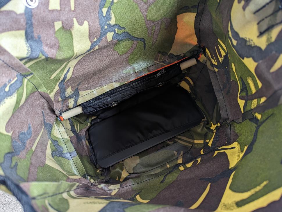 2023 Carradice Odyssey XL Saddlebag Inside 2.jpg