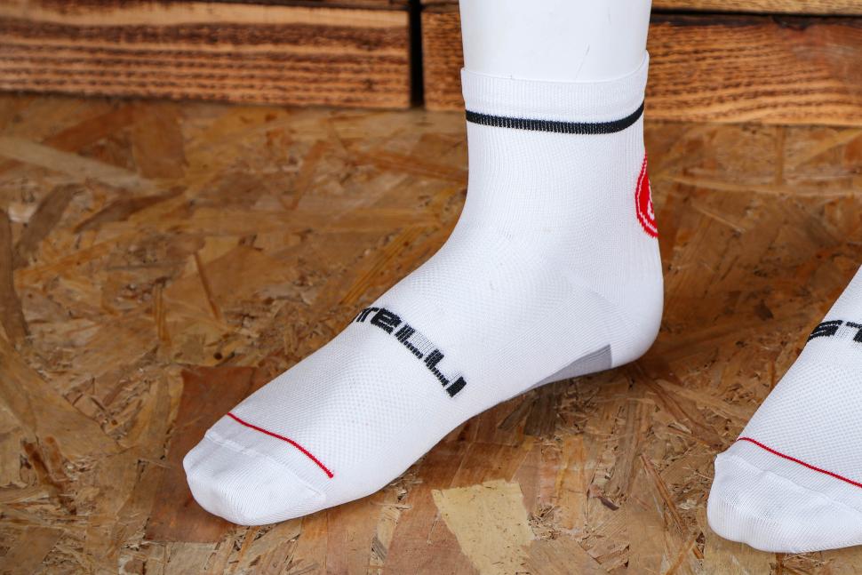 2023 Castelli Entrata 9 sock - 2.jpg