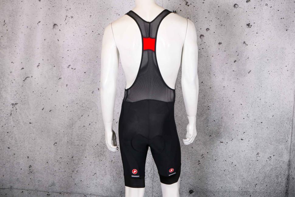 2023 Castelli Entrata Bib Shorts - back.jpg