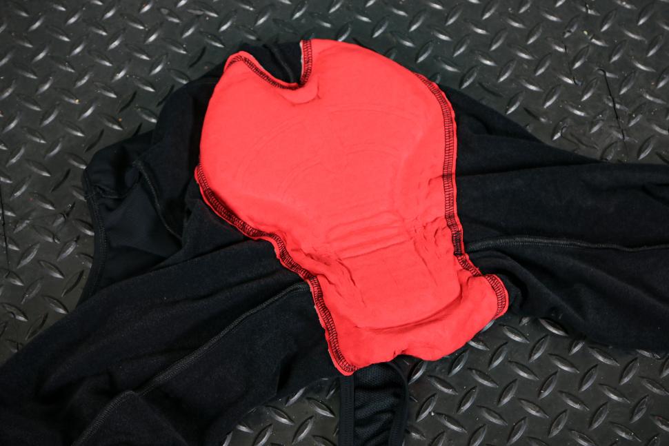 2023 Castelli Entrata Thermal Bibknicker - chamois.jpg
