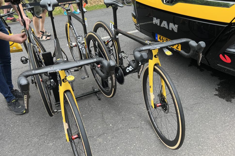 2023 Cervelo Dauphine 1x Jonas Vingegaard - 3.jpeg