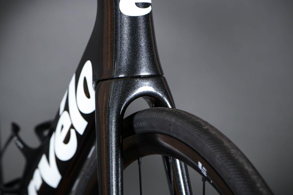 2023 Cervelo Soloist Ultegra Di2 - clearance.jpg