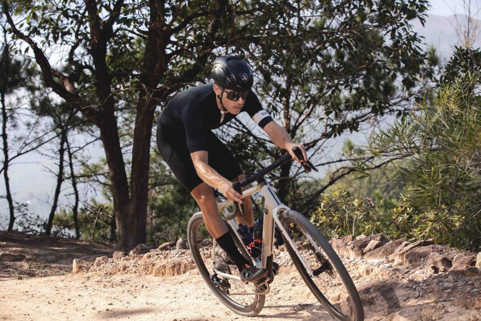 2023 Chapter2 debuts Kaha gravel frameset - 2.jpeg