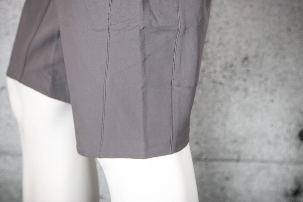 2023 Chrome Industries Men's Sutro Short - side detail.jpg