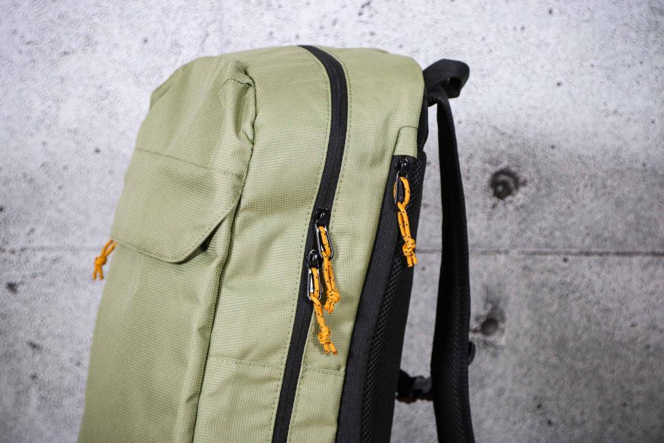 2023 Chrome Industries Ruckas Backpack 23L - side detail.jpg