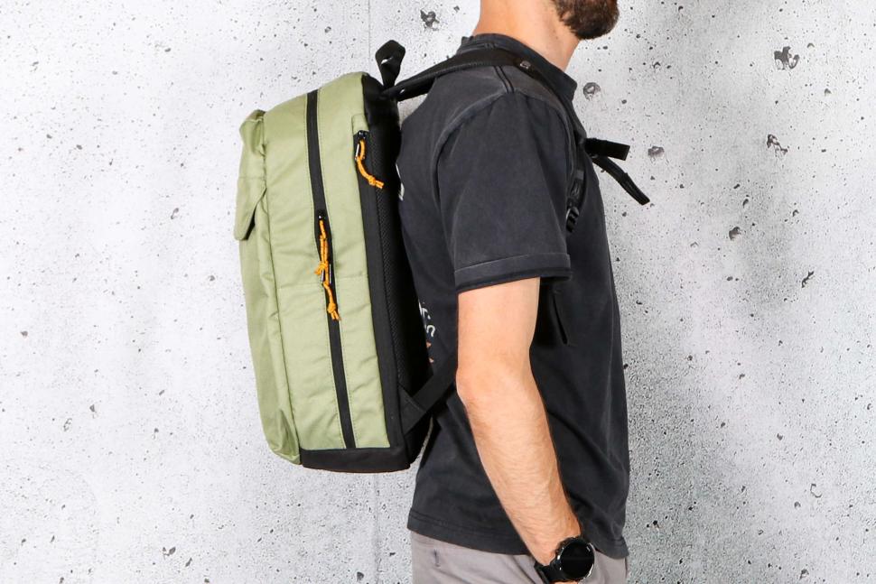 2023 Chrome Industries Ruckas Backpack 23L - worn 4.jpg