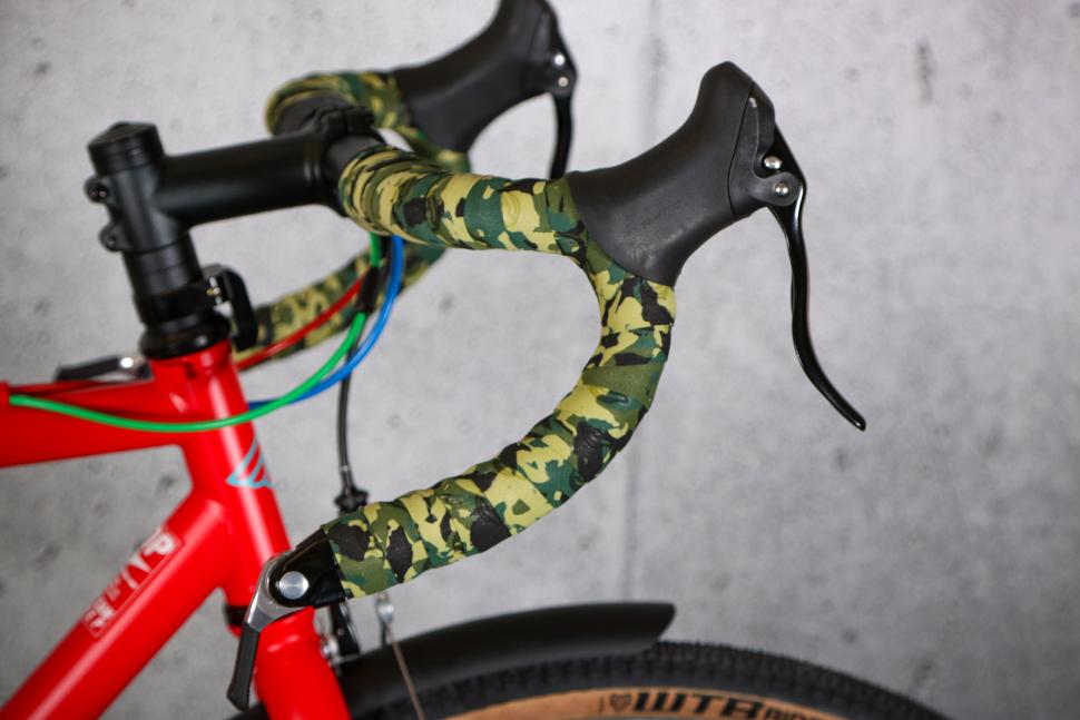 2023 Cinelli Hobootleg - drop bar.jpg