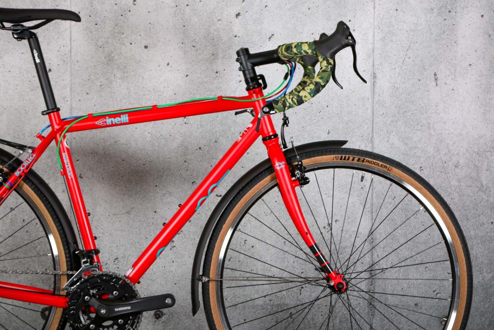 2023 Cinelli Hobootleg - front.jpg