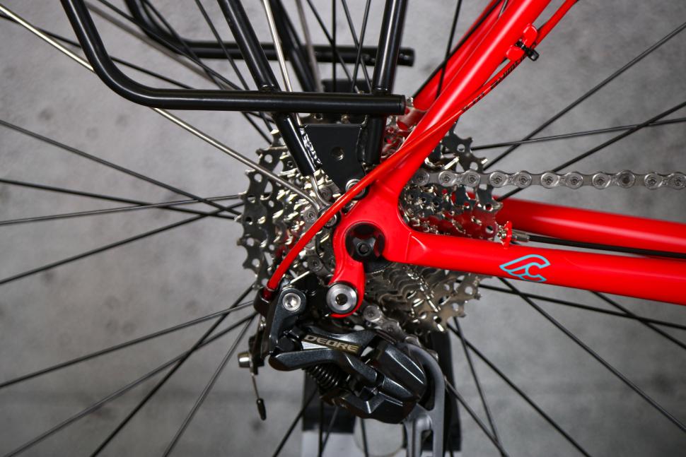 2023 Cinelli Hobootleg - rear dropout and cassette.jpg