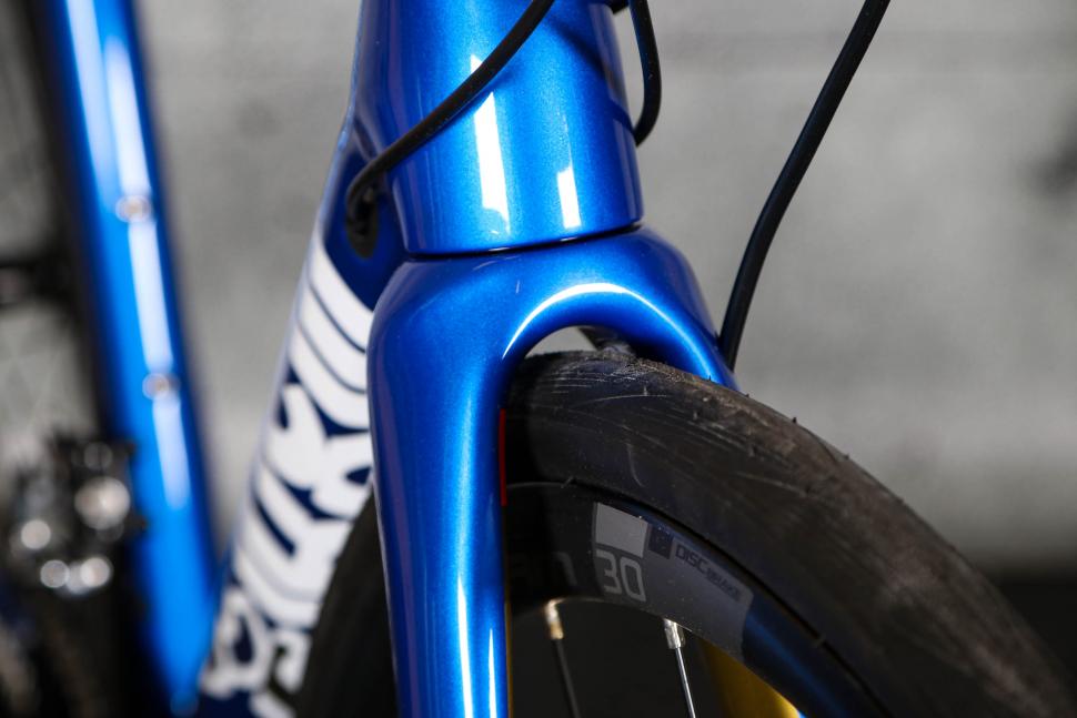 2023 Cinelli Superstar Disc Ultegra - fork clearance.jpg