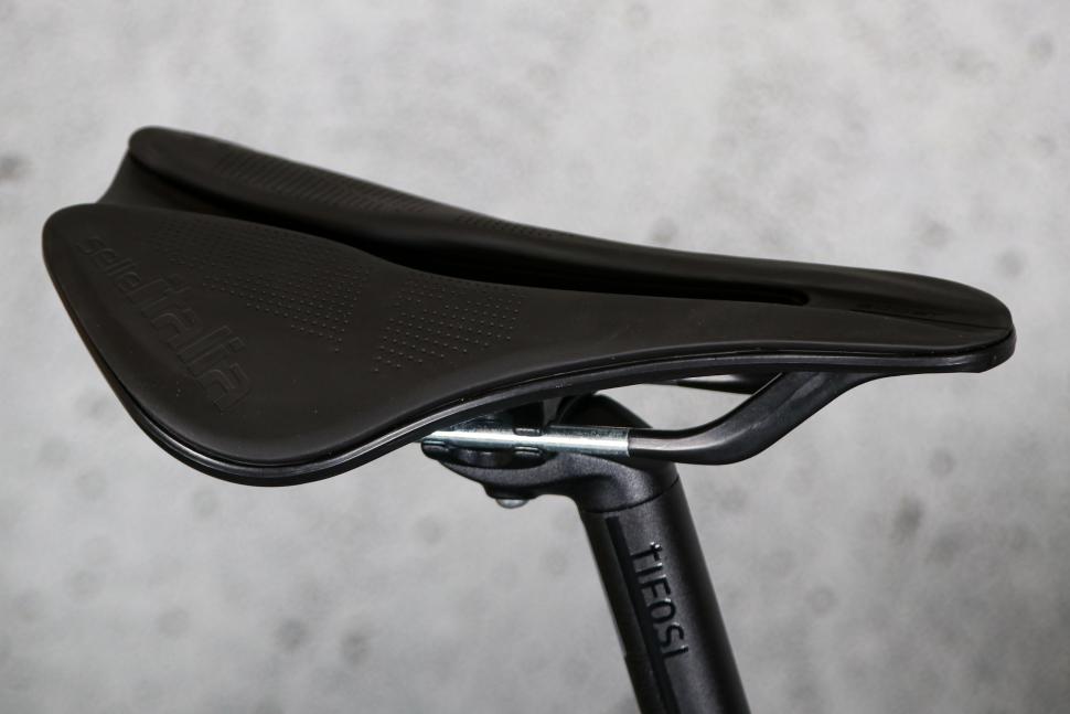 2023 Cinelli Superstar Disc Ultegra - saddle.jpg