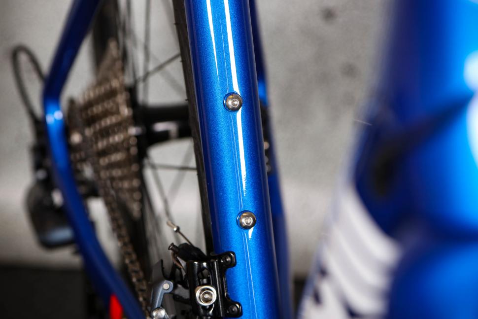 2023 Cinelli Superstar Disc Ultegra - seat tube bosses.jpg