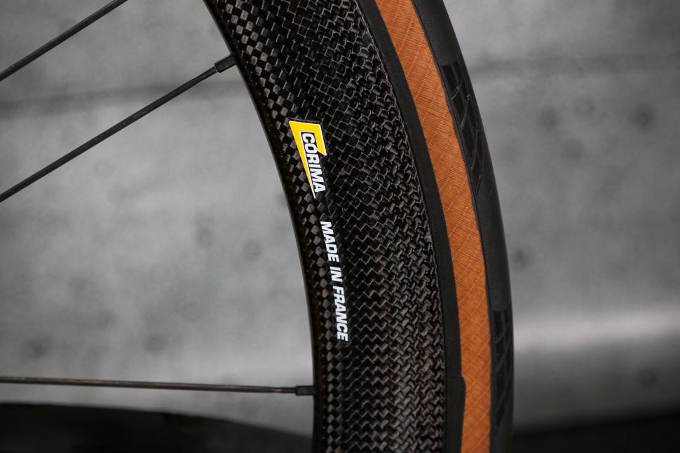 2023 Corima Essentia 40 wheelset - rim detail 3.jpg