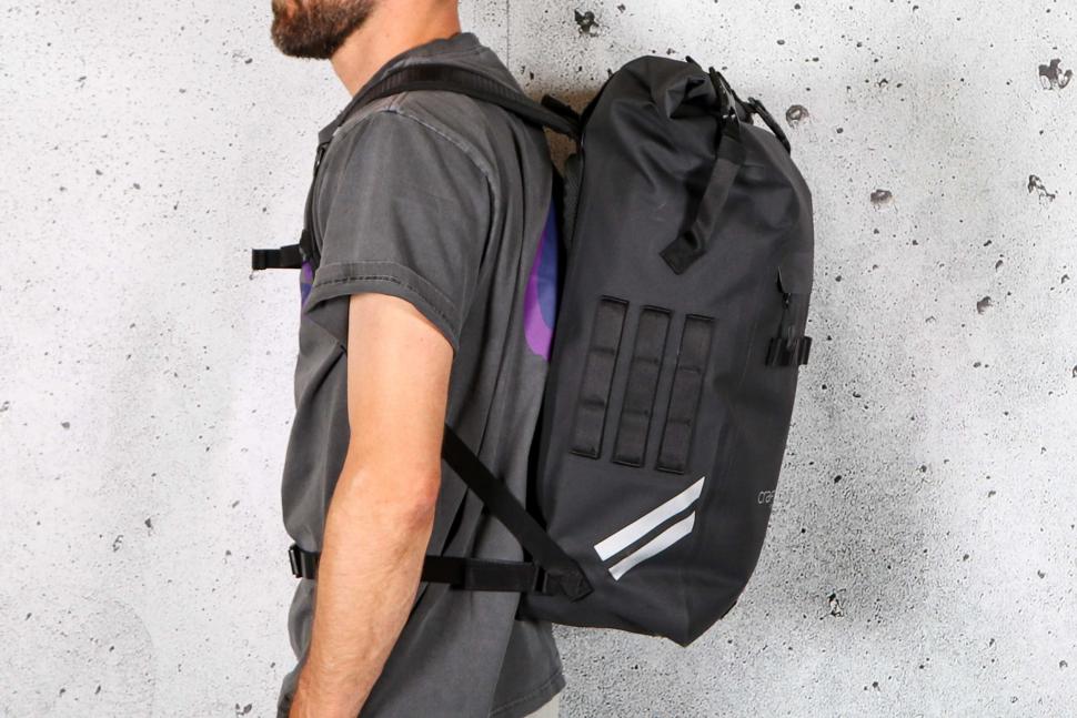 2023 Craft Cadence Cycling Backpack Roll Top Waterproof - 30 litres - side 2.jpg
