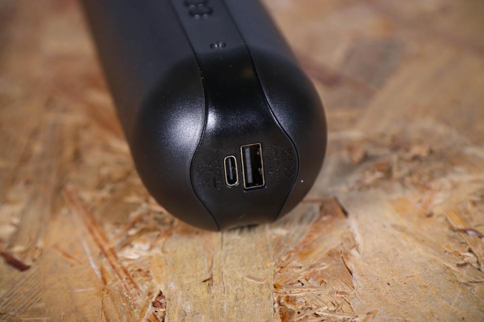 2023 Cycplus Electric Air Pump A2  - charging port.jpg