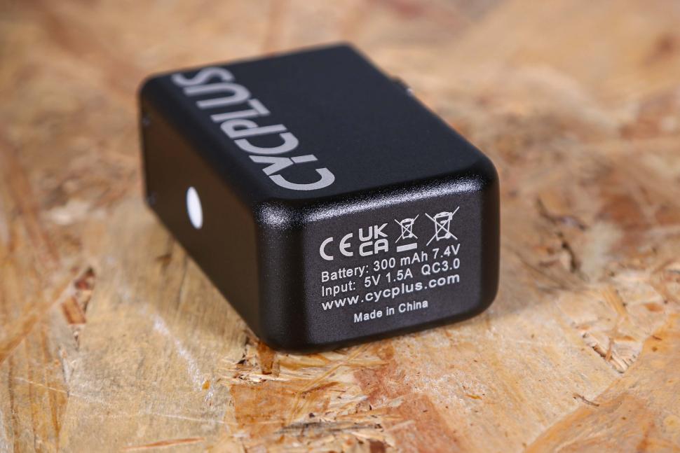 2023 Cycplus Tiny Pump CUBE - base.jpg
