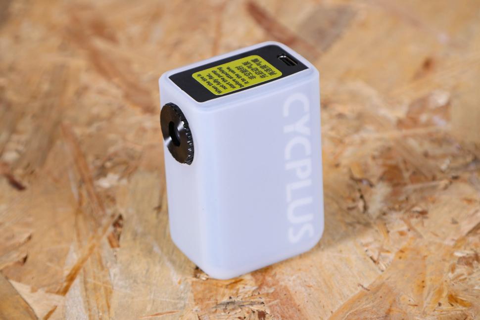 2023 Cycplus Tiny Pump CUBE - in silicone sleeve.jpg