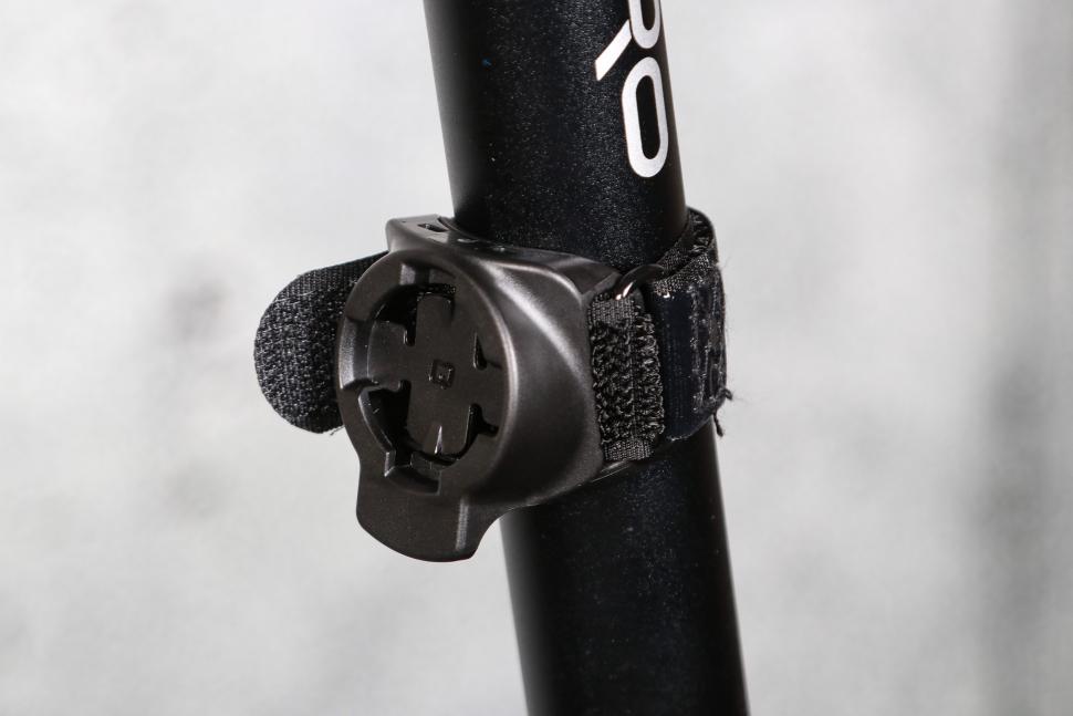 2023 Cycliq Fly 6 - mount