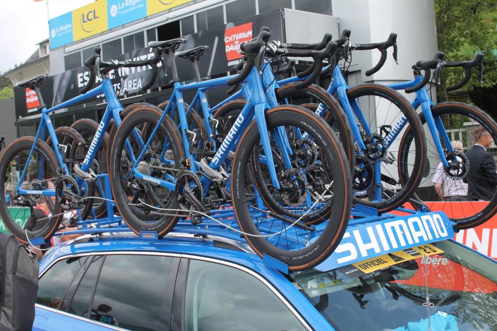 2023 Dauphine Shimano neutral support - 2.jpeg