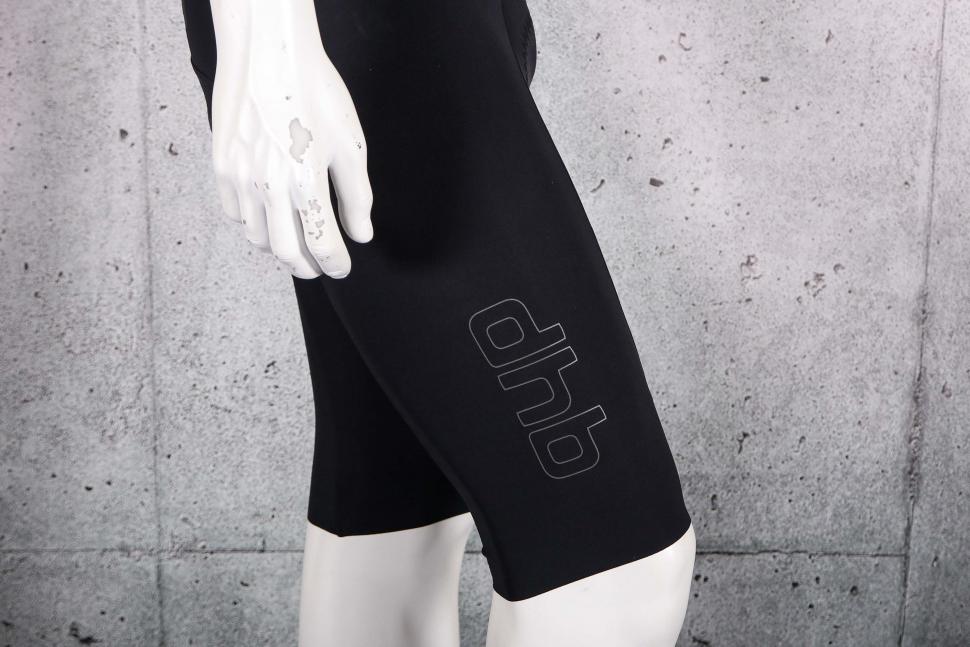 2023 dhb Aeron Bib Shorts 2.0 - side.jpg