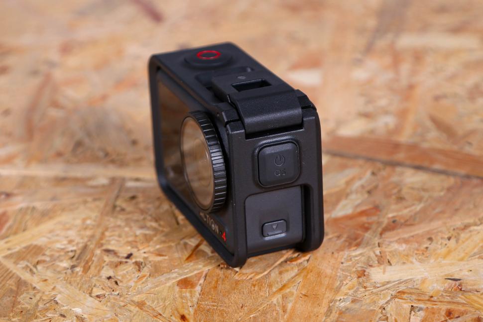 2023 dji Osmo Action 4 Adventure Combo - in case side.jpg