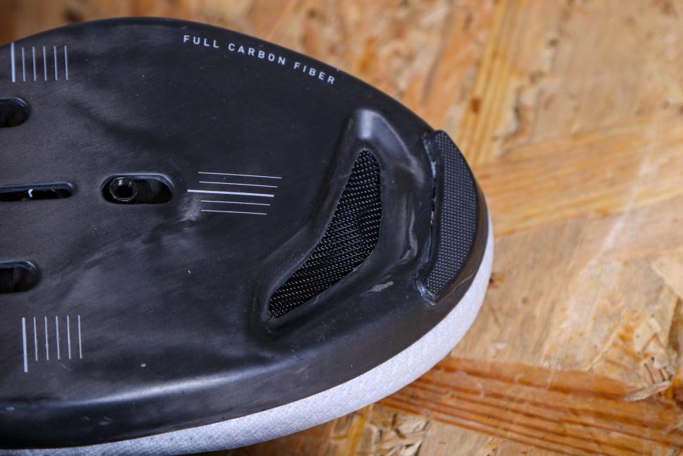 2023 DMT KR SL Grey Road Shoes - sole toe vent.jpg