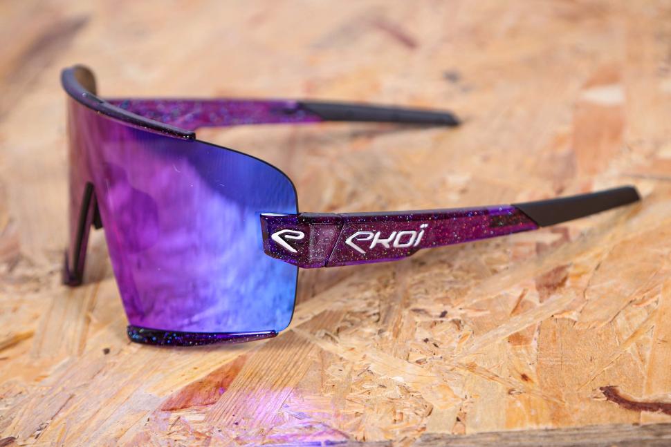 2023 Ekoi Glasses EKOI OTTIMO - side.jpg