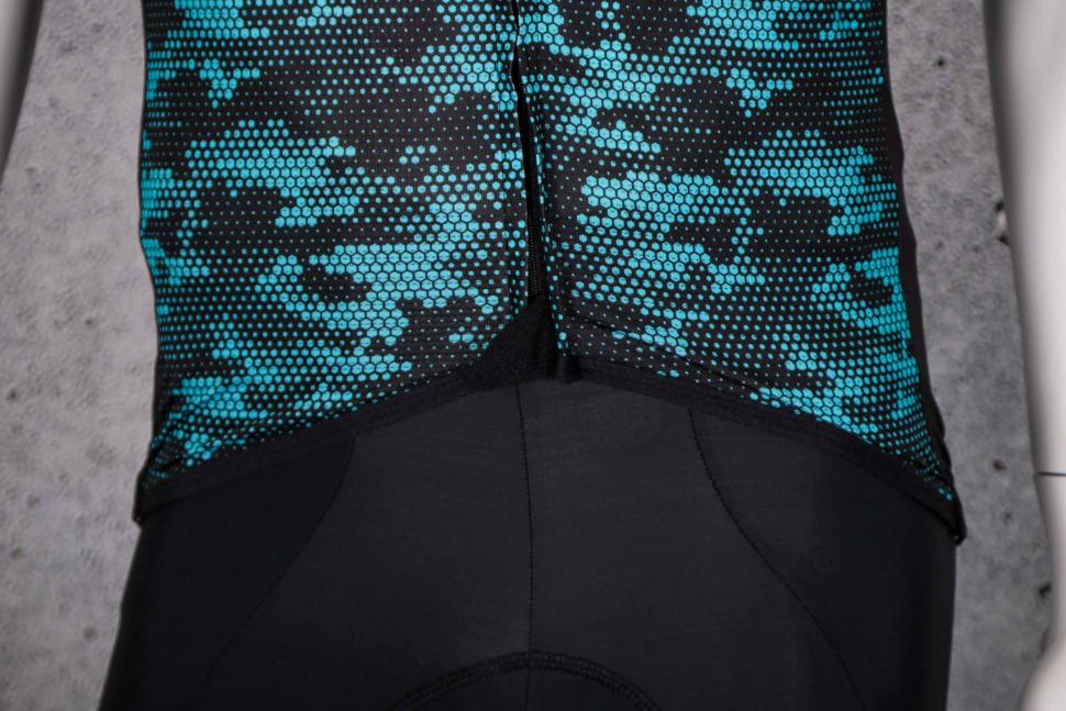 2023 Ekoi Summer Jersey Ekoi Kamo Graphene Blue - hem.jpg